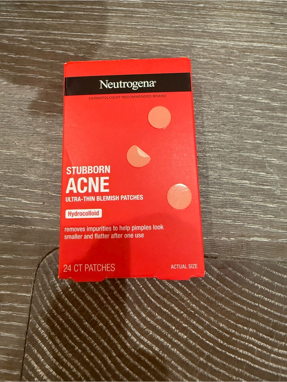 NWT Neutrogena Stubborn Acne Hydrocolloid Patches 24 count patches